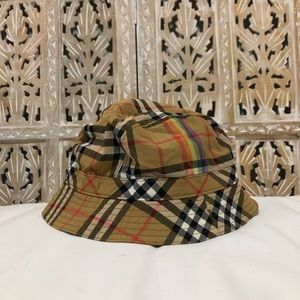 Burberry Rainbow Vintage Check Bucket Hat